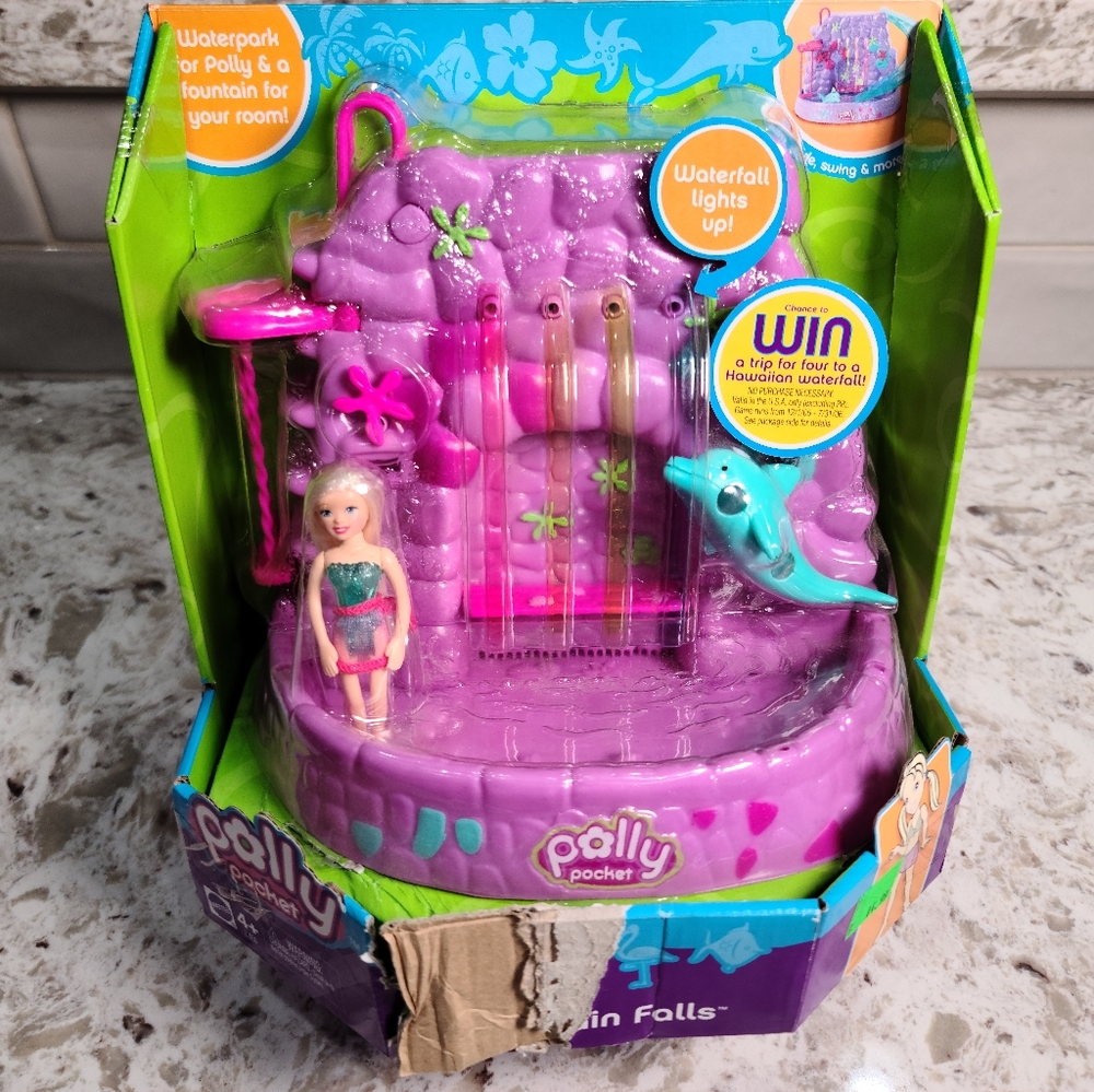Mattel Polly Pocket Fountain Falls Water Park Playset Mattel 2005 New in Box HTF